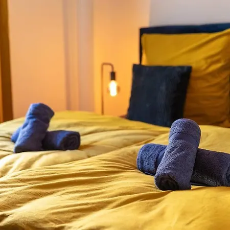 Apartment *neu* 2 Personen, Wlan, Balkon *