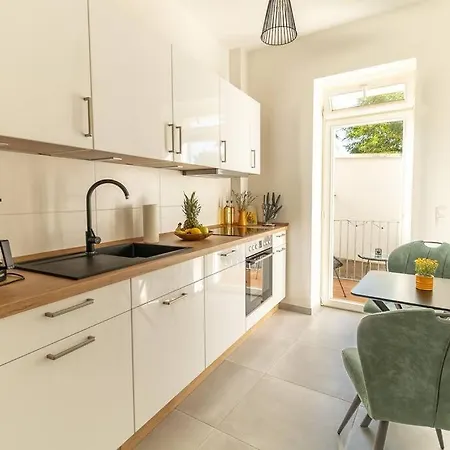 Апартаменты *neu* 2 Personen, Wlan, Balkon *
